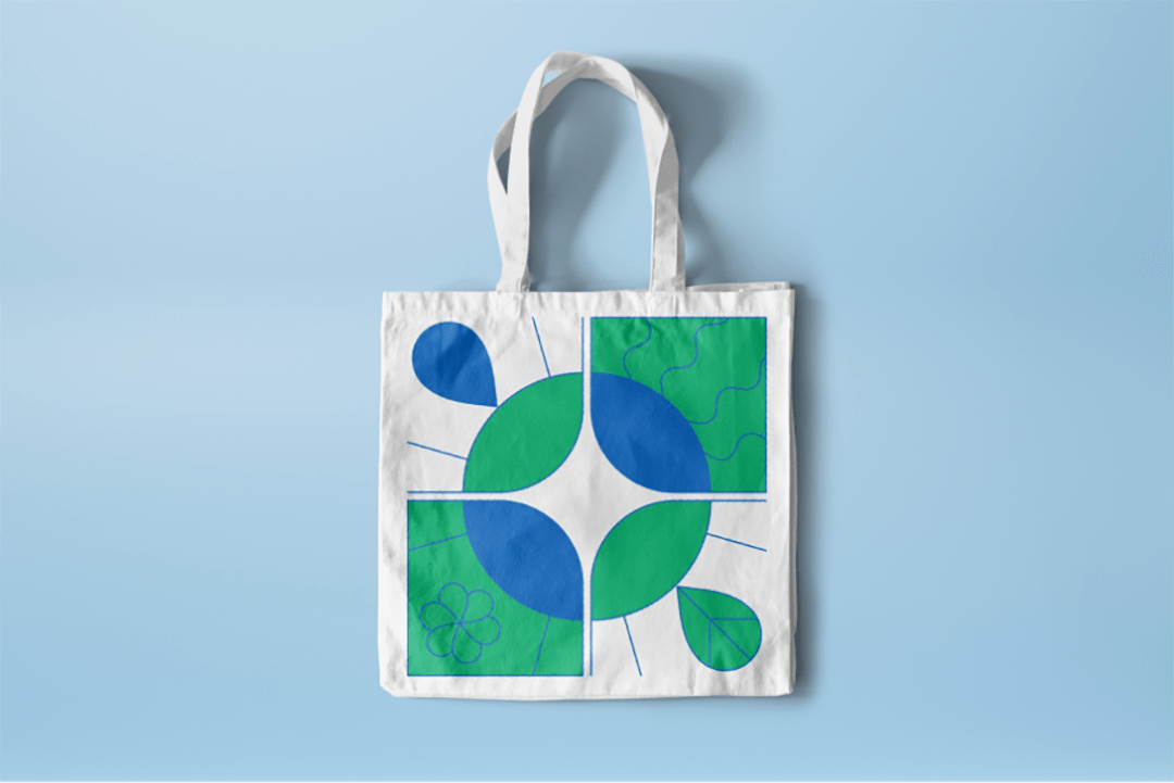 Dropps tote bag back.